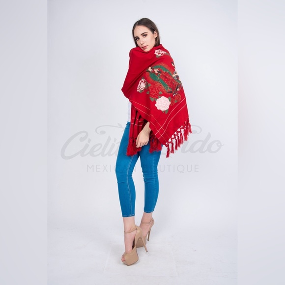 Our Lady of Guadalupe Shawl - Picture 2 of 16